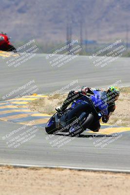 media/May-06-2024-Moto Forza (Mon) [[b33359f27d]]/1-Advanced/Session 4 (Turns 9 and 8)/